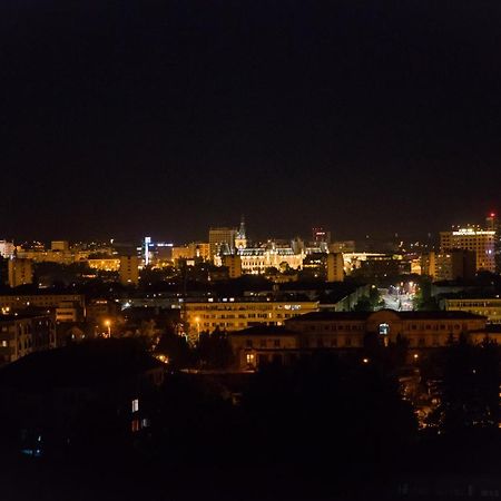 Panorama View Apartment 2Km To Palas 雅西 外观 照片