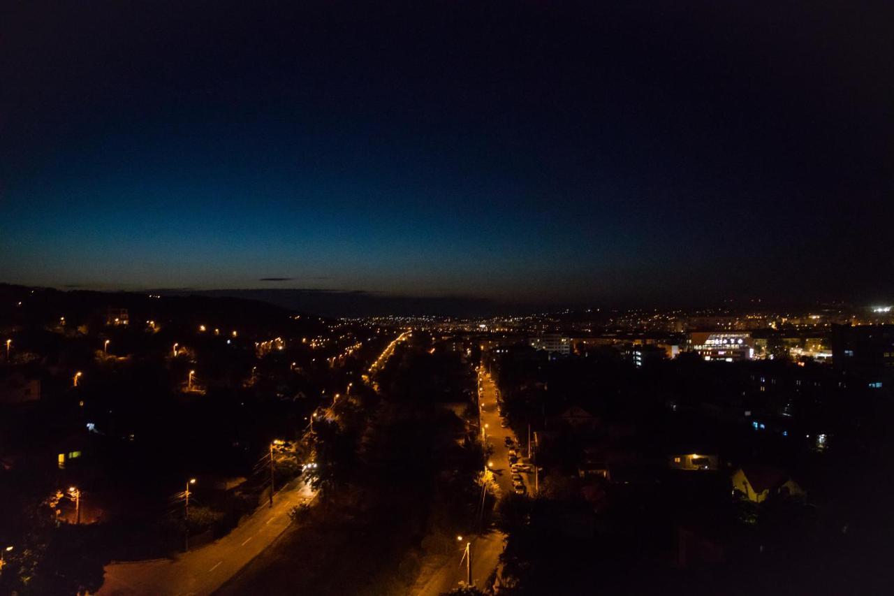 Panorama View Apartment 2Km To Palas 雅西 外观 照片